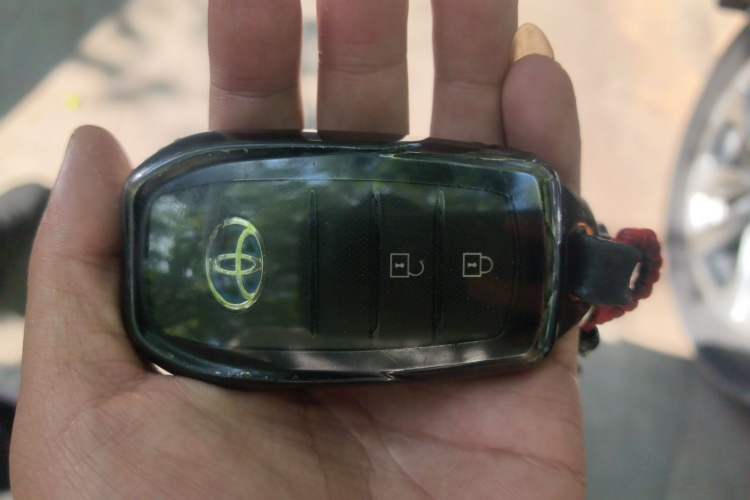 Used Toyota Corolla Cross 2023 Dual-Motor 2.0L Pioneer Edition Vehicle Key