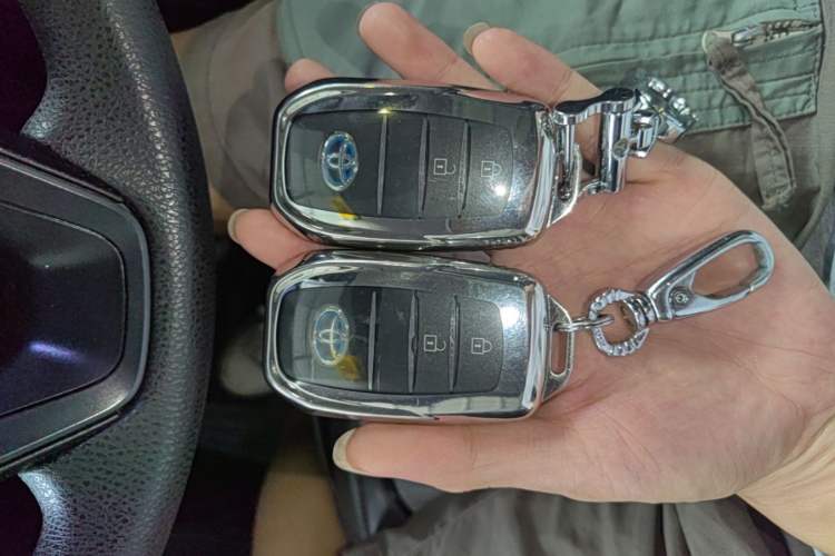 Used Toyota Corolla Cross 2023 Dual-Motor 2.0L Elite Edition Vehicle Key