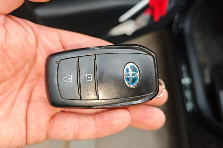 Used Toyota Corolla Cross 2023 Dual-Motor 2.0L Elite Edition Vehicle Key