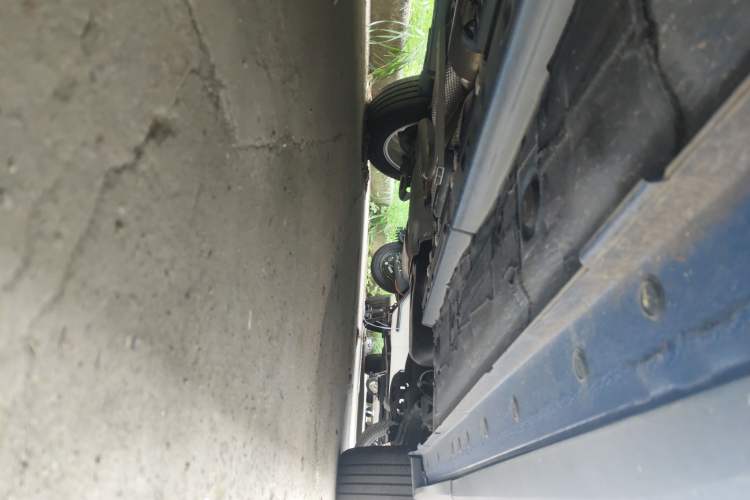 Used Toyota Corolla Cross 2023 2.0L Luxury Edition Chassis Front Left