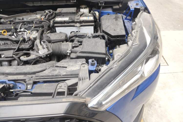 Used Toyota Corolla Cross 2023 2.0L Luxury Edition Engine Bay Left