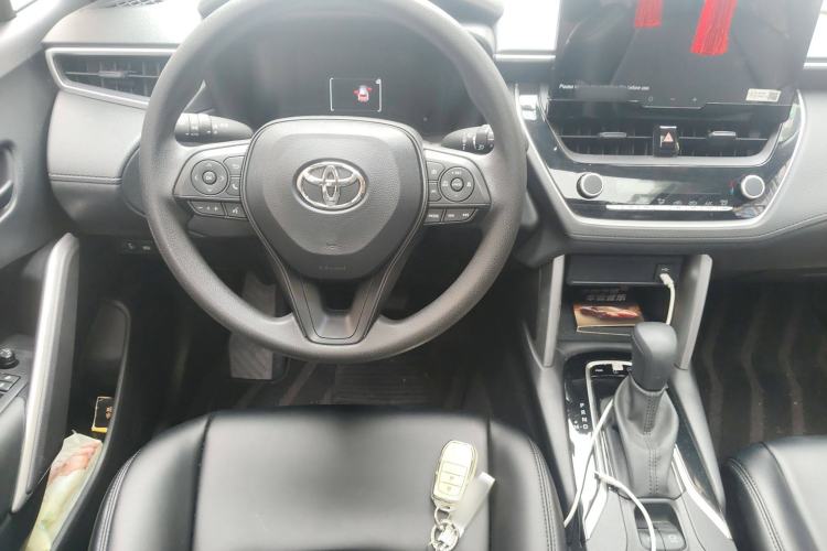 Used Toyota Corolla Cross 2023 2.0L Luxury Edition Steering Wheel