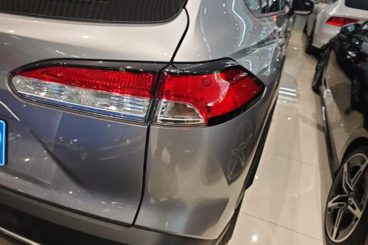 Used Toyota Corolla Cross 2023 2.0L Pioneer Edition Exterior 3