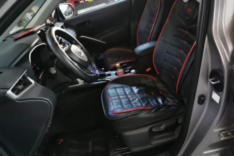 Used Toyota Corolla Cross 2023 Dual-Motor 2.0L Pioneer Edition Left Front Seat