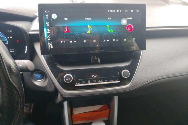 Used Toyota Corolla Cross 2023 Dual-Motor 2.0L Pioneer Edition Audio And AC Panel