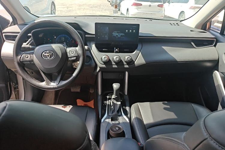 Used Toyota Corolla Cross 2023 2.0L Pioneer Edition Center Console