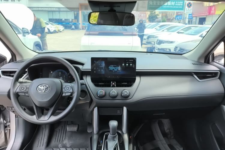 Used Toyota Corolla Cross 2023 2.0L Pioneer Edition Center Console