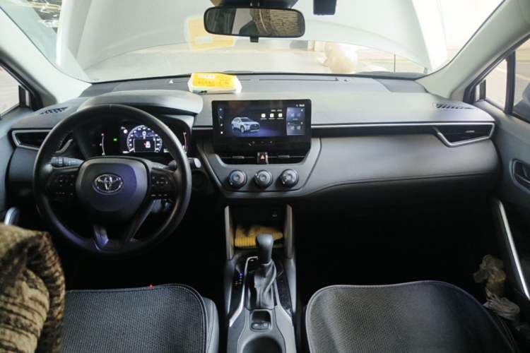 Used Toyota Corolla Cross 2023 2.0L Pioneer Edition Center Console
