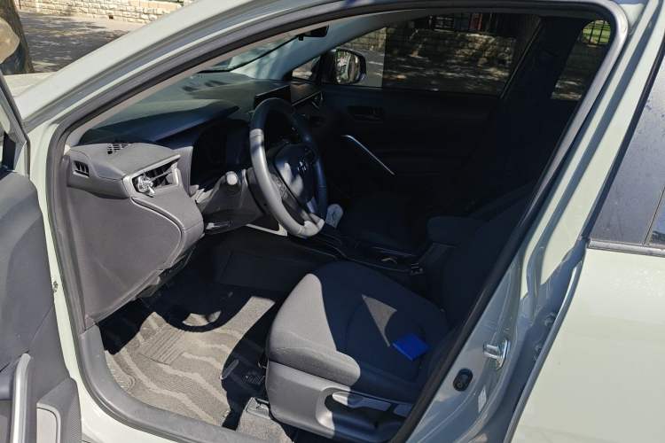 Used Toyota Corolla Cross 2023 Dual-Motor 2.0L Elite Edition Driver Seat