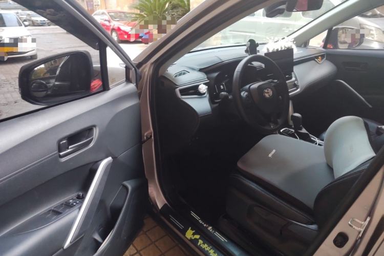 Used Toyota Corolla Cross 2023 Dual-Motor 2.0L Pioneer Edition Driver Seat