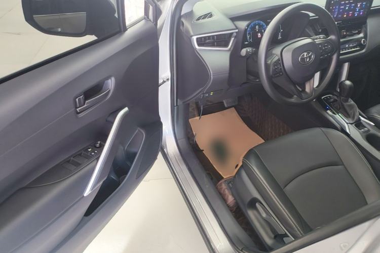 Used Toyota Corolla Cross 2023 2.0L Elite Edition Driver Seat