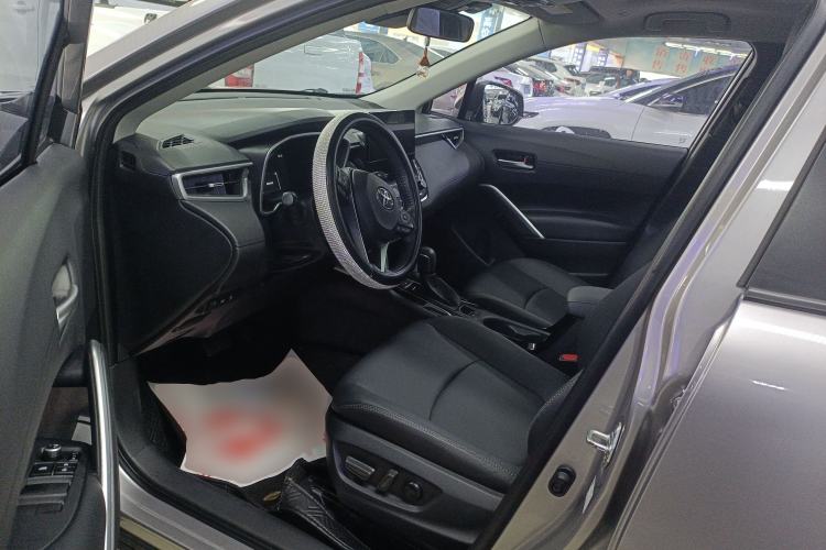 Used Toyota Corolla Cross 2023 2.0L Deluxe Edition Driver Seat