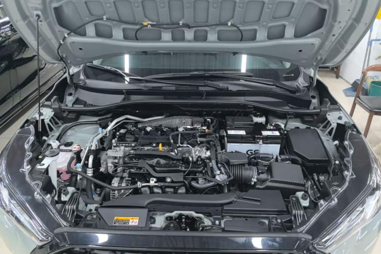 Used Toyota Corolla Cross 2023 2.0L Elite Edition Engine Bay