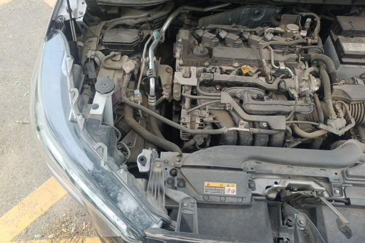 Used Toyota Corolla Cross 2023 2.0L Pioneer Edition Engine Bay Right