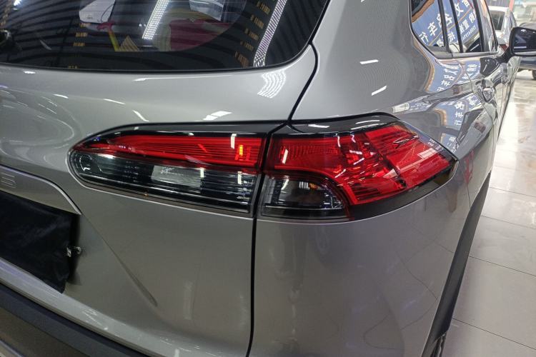 Used Toyota Corolla Cross 2023 2.0L Deluxe Edition Exterior 2