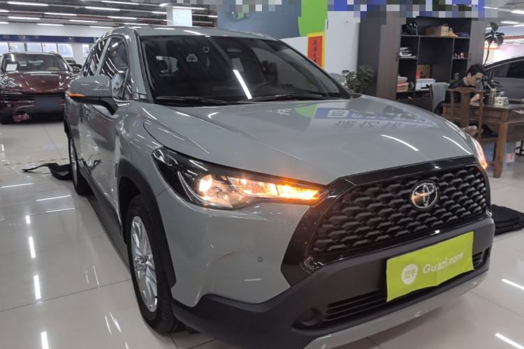 Used Toyota Corolla Cross 2023 2.0L Elite Edition Front Right 45 Deg