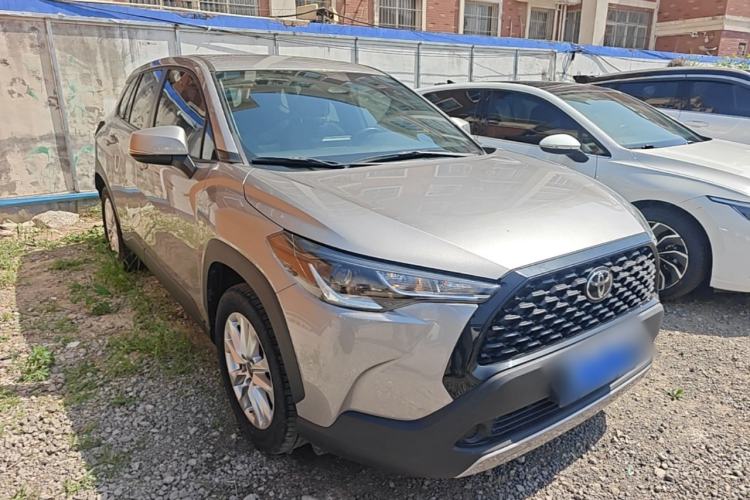 Used Toyota Corolla Cross 2023 2.0L Pioneer Edition Front Right 45 Deg