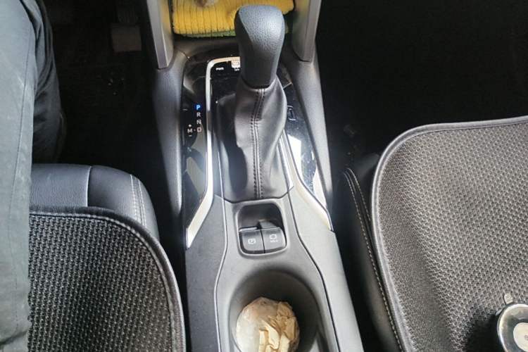 Used Toyota Corolla Cross 2023 2.0L Pioneer Edition Gear Lever