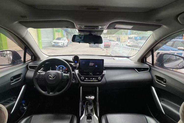 Used Toyota Corolla Cross 2023 2.0L Elite Edition Interior 2