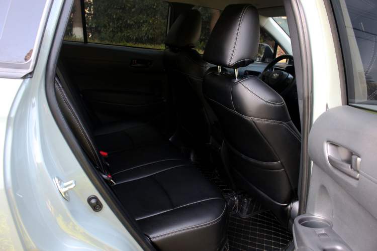 Used Toyota Corolla Cross 2023 2.0L Pioneer Edition Interior 4