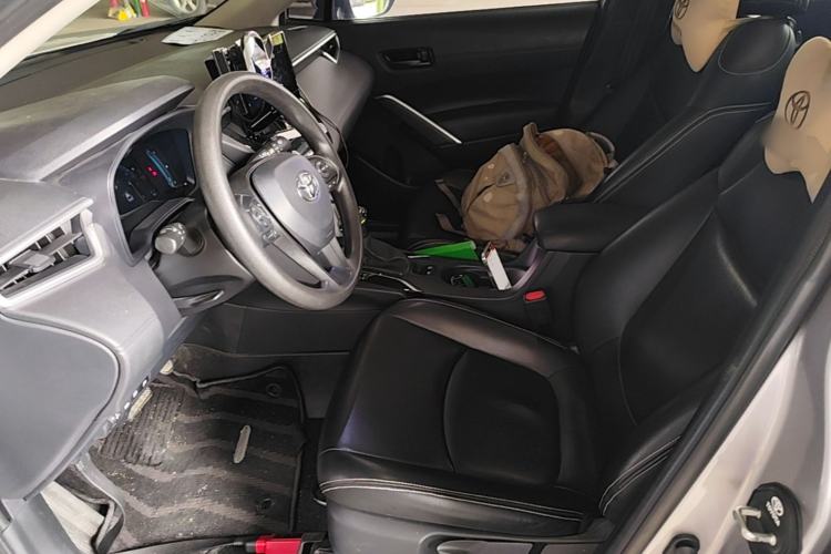 Used Toyota Corolla Cross 2023 2.0L Elite Edition Left Front Seat