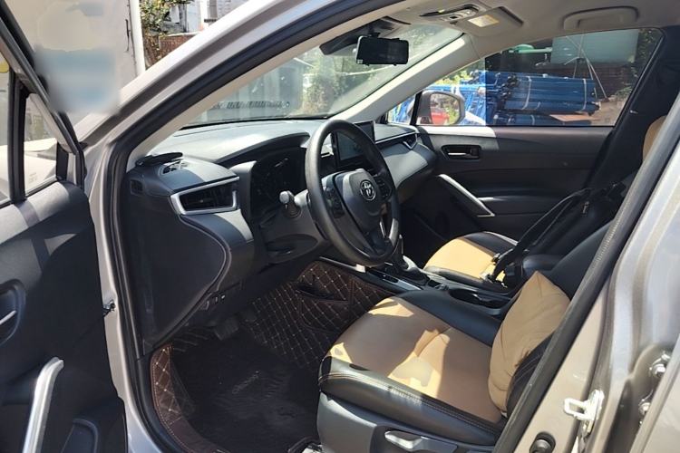 Used Toyota Corolla Cross 2023 2.0L Pioneer Edition Left Front Seat