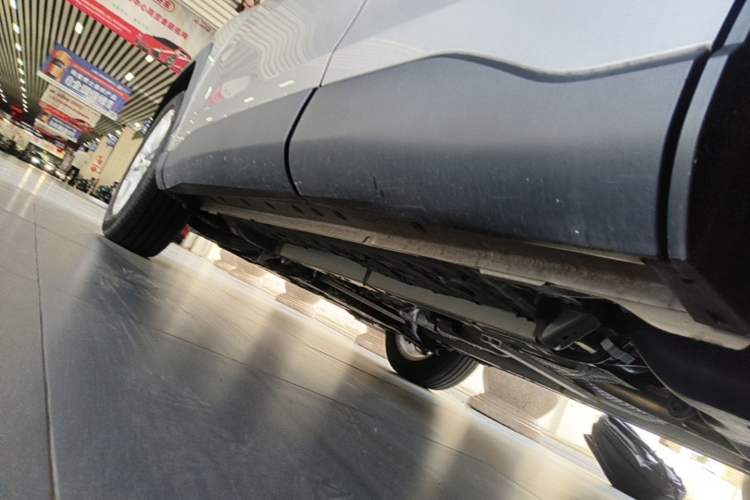 Used Toyota Corolla Cross 2023 2.0L Pioneer Edition Left Side Sill