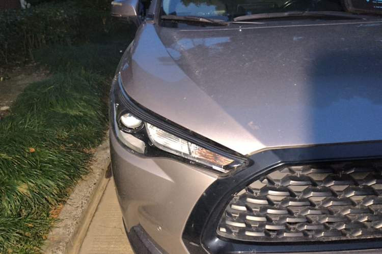 Used Toyota Corolla Cross 2023 2.0L Elite Edition Right Front Headlight