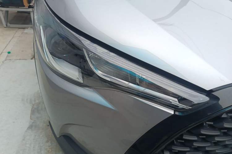 Used Toyota Corolla Cross 2023 2.0L Pioneer Edition Right Front Headlight