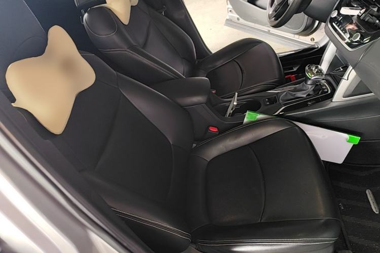Used Toyota Corolla Cross 2023 2.0L Elite Edition Right Front Seat