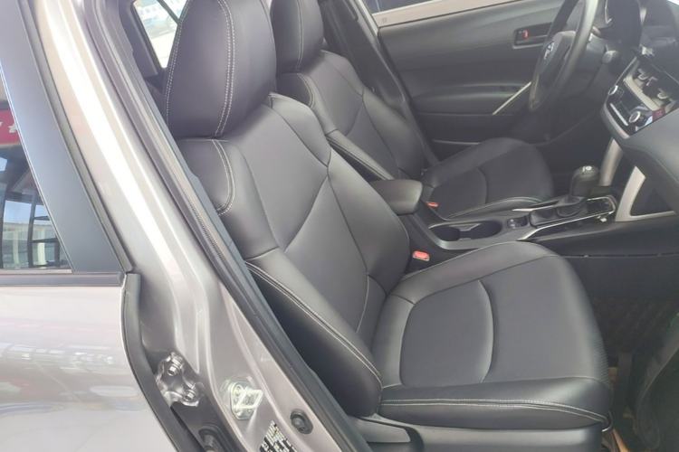 Used Toyota Corolla Cross 2023 2.0L Elite Edition Right Front Seat