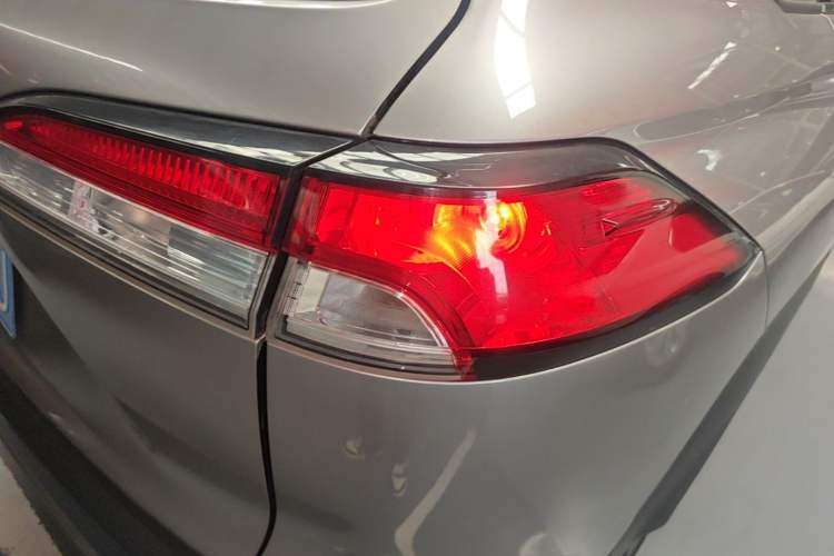 Used Toyota Corolla Cross 2023 2.0L Pioneer Edition Right Rear Taillight