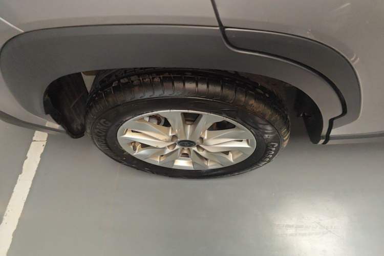 Used Toyota Corolla Cross 2023 2.0L Pioneer Edition Right Rear Wheel Hub