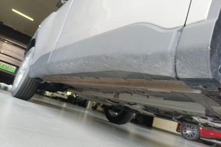 Used Toyota Corolla Cross 2023 2.0L Pioneer Edition Right Side Sill