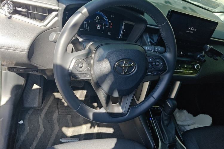 Used Toyota Corolla Cross 2023 Dual-Motor 2.0L Elite Edition Steering Wheel