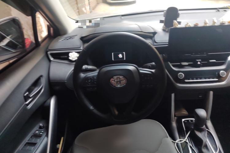 Used Toyota Corolla Cross 2023 Dual-Motor 2.0L Pioneer Edition Steering Wheel
