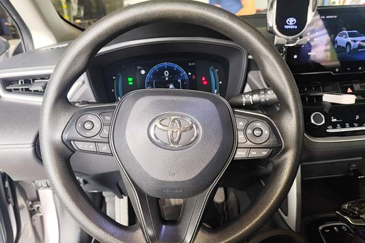 Used Toyota Corolla Cross 2023 2.0L Elite Edition Steering Wheel