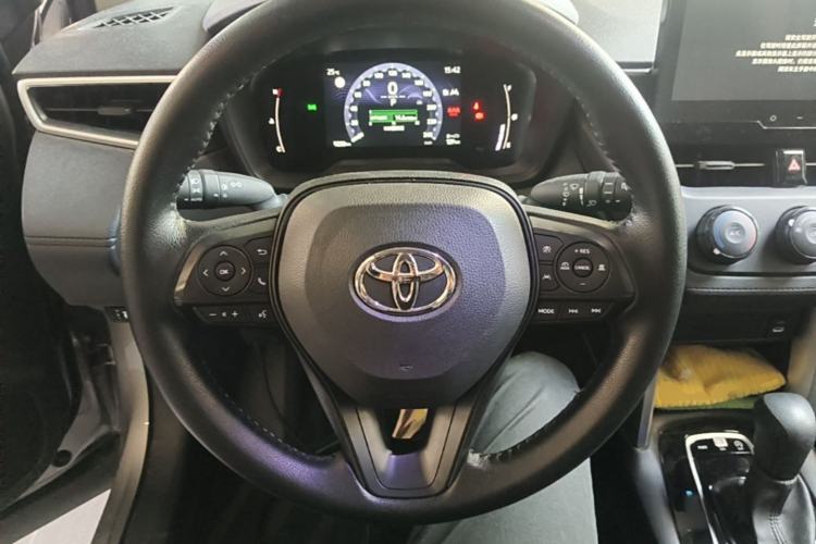 Used Toyota Corolla Cross 2023 2.0L Pioneer Edition Steering Wheel