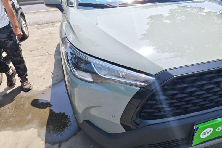 Used Toyota Corolla Cross 2023 2.0L Elite Edition Right Front Headlight
