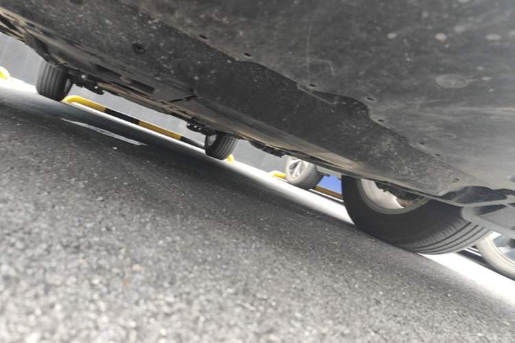 Used Toyota Corolla Cross 2023 2.0L Deluxe Edition Chassis Front