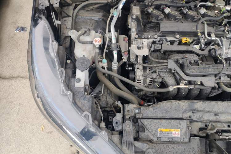 Used Toyota Corolla Cross 2023 2.0L Elite Edition Engine Bay Right