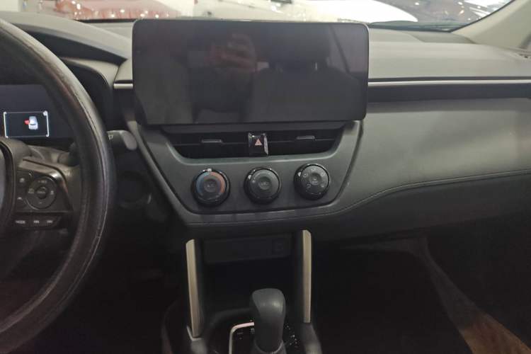 Used Toyota Corolla Cross 2023 2.0L Pioneer Edition Audio And AC Panel