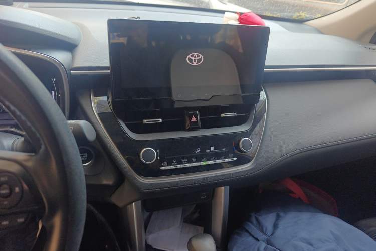 Used Toyota Corolla Cross 2023 2.0L Deluxe Edition Audio And AC Panel