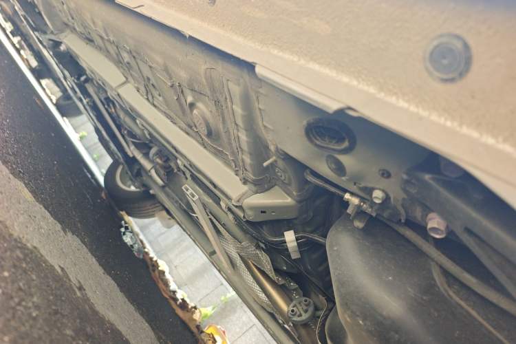 Used Toyota Corolla Cross 2023 2.0L Elite Edition Chassis Rear Left