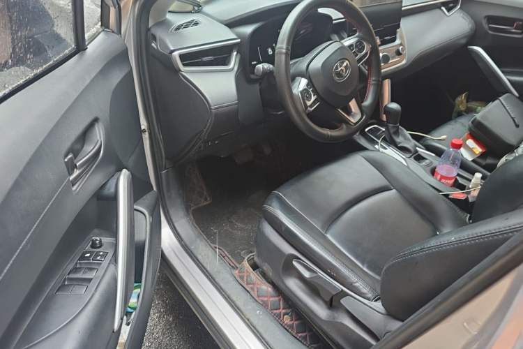 Used Toyota Corolla Cross 2023 2.0L Elite Edition Driver Seat