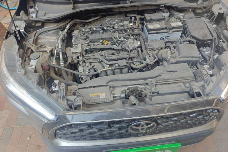 Used Toyota Corolla Cross 2023 2.0L Deluxe Edition Engine Bay