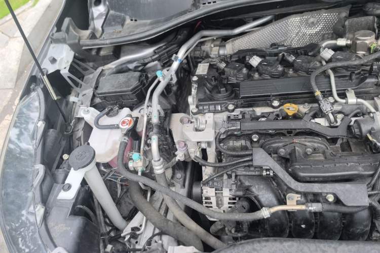 Used Toyota Corolla Cross 2023 2.0L Pioneer Edition Engine Bay Right