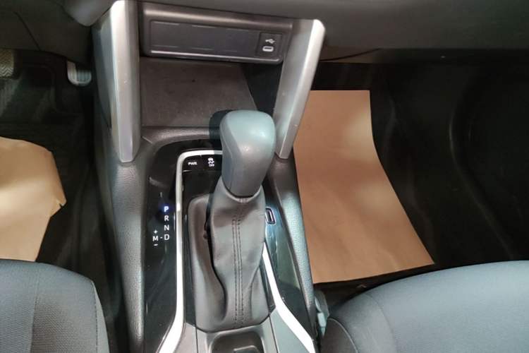 Used Toyota Corolla Cross 2023 2.0L Pioneer Edition Gear Lever