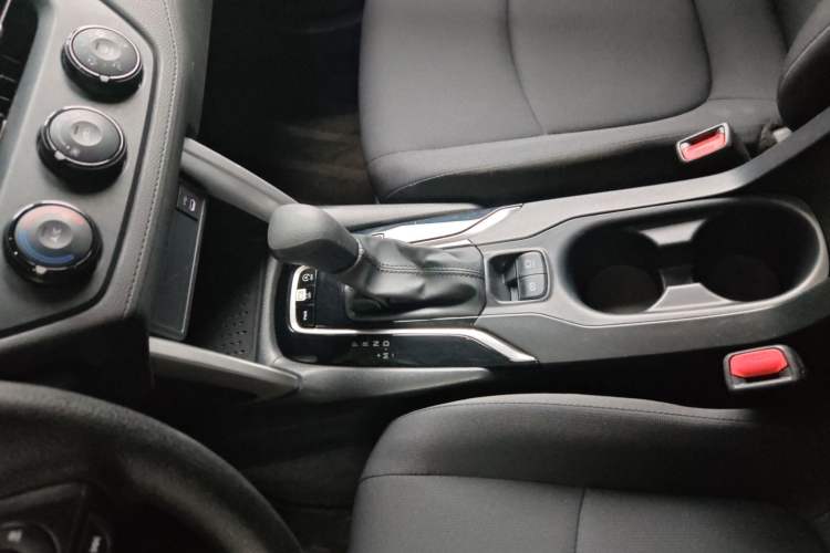 Used Toyota Corolla Cross 2023 2.0L Pioneer Edition Gear Lever