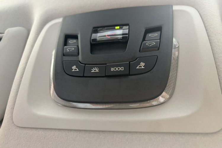 Used Toyota Corolla Cross 2023 2.0L Elite Edition Interior 8